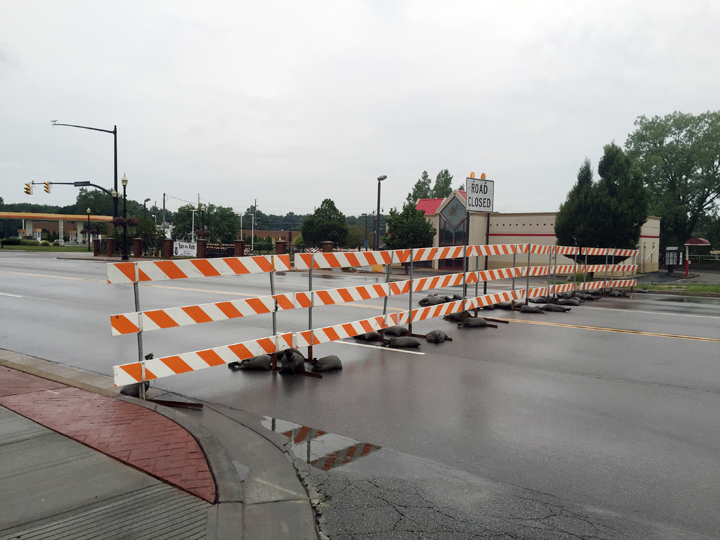 Barricades block the intersection of Range Line Road and Carmel Drive. (Photo by Adam Aasen)