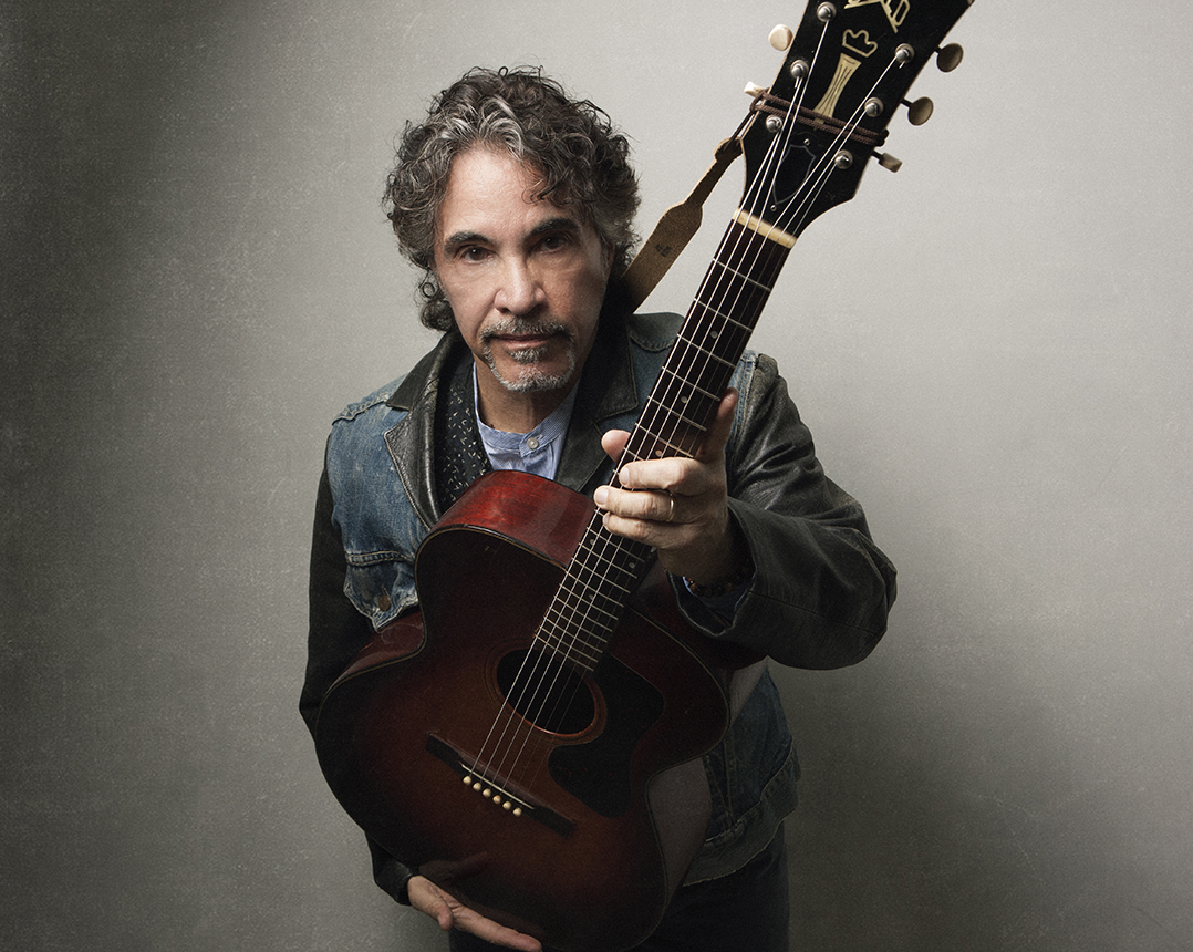 Oates to perform in intimate concert setting