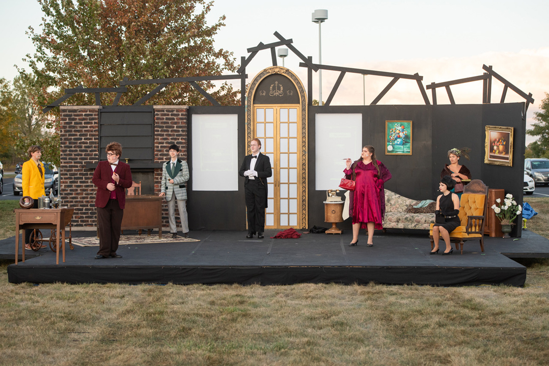 University High School shifts outdoors to stage play