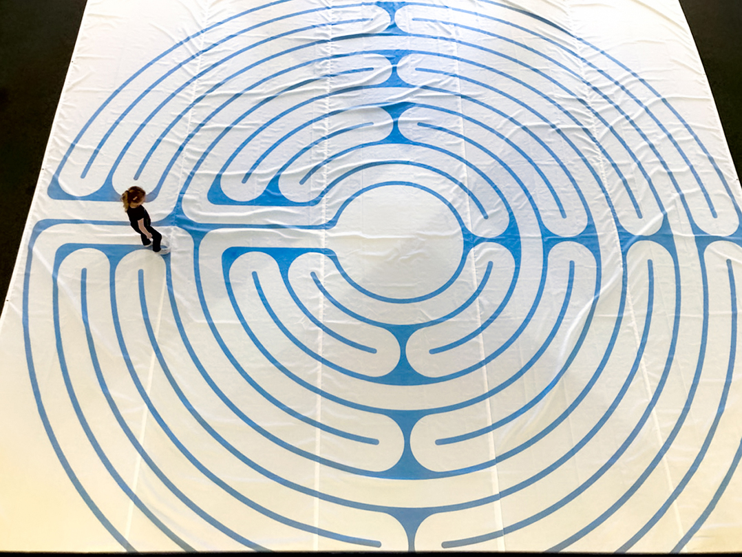 CIZ COM 0503 Labyrinth