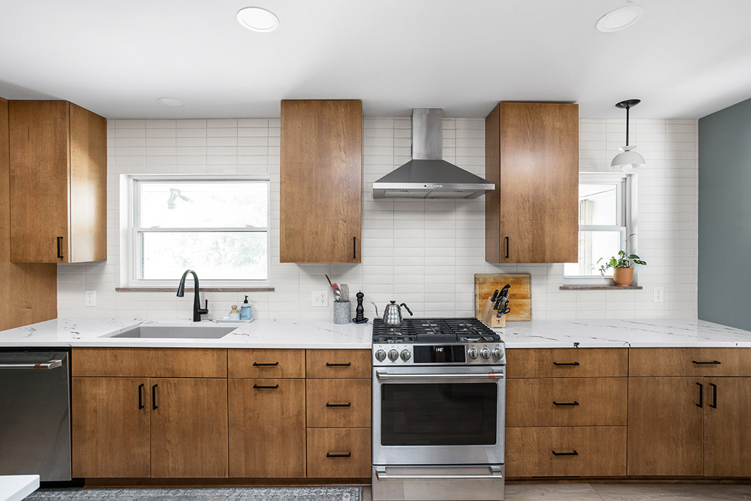 Blueprint for Improvement: Midcentury modern-inspired kitchen